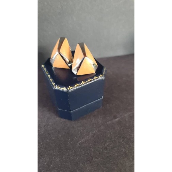 Triangular Silver and Apricot Screwback Earrings - Picture 2 of 10